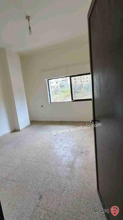 شقة فارغة مساحة 100م للإيجار في عمان - ضاحية الرشيد 