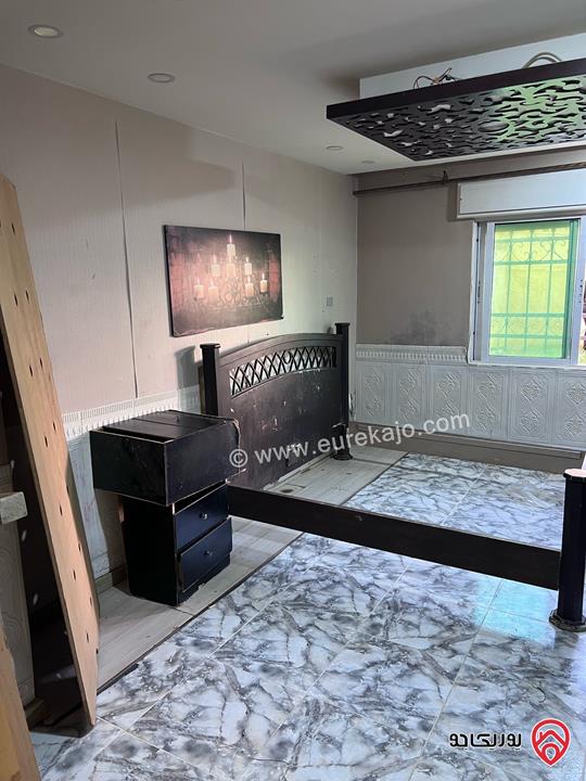 شقة شبه أرضية مساحة 100م داخلي و 100م خارجي للبيع في عمان - الجبيهة 