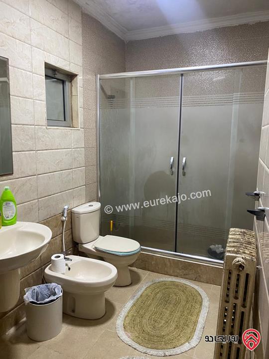 شقة طابق ثاني مساحة 160م للبيع في عمان - ام اذينة بالقرب من ابراج السادس 