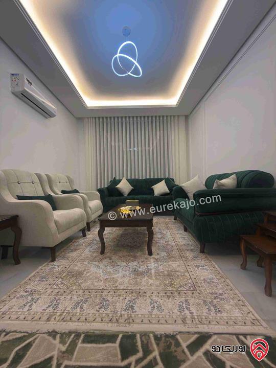 شقة مفروشة ديلوكس طابق ثالث مساحة 150م للايجار في عمان - ام السماق 