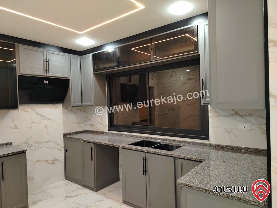 شقة أرضية مساحة 120م مع ترس 70م وشقة طابق ثاني 125م للايجار في عمان - طبربور أبو عليا 