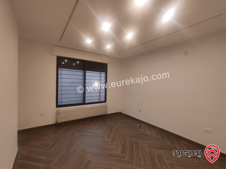 شقة شبه أرضية مساحة 106م داخلي و 40م خارجي للبيع في عمان - الدوار السابع