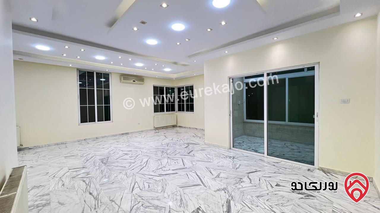 شقة فاخرة طابق أول مساحة 191م للبيع في عمان - الرابية 