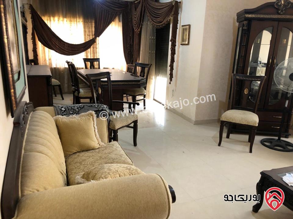 شقة مساحة 173م طابق أول للبيع في عمان - حي الصحابة