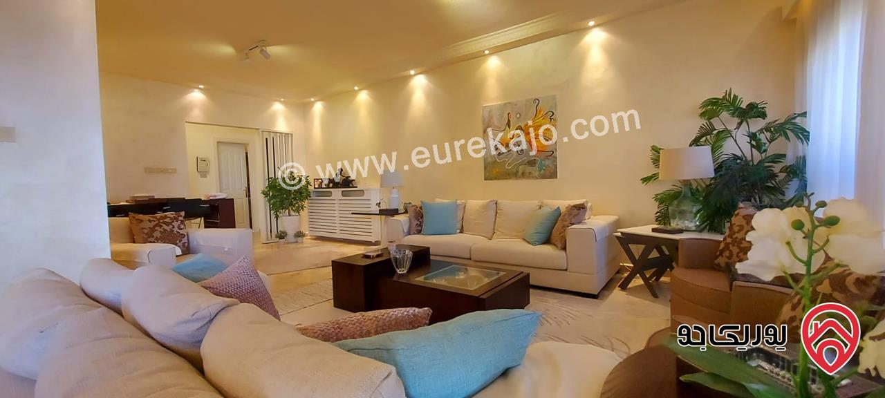 شقة مميزة طابق ثاني مساحة 192م للبيع في عمان - تلاع العلي