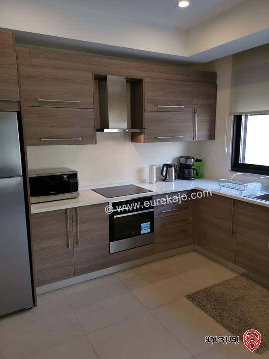 شقة مفروشة مساحة 102م داخلي و 70م خارجي للايجار في عمان - عبدون من المالك مباشرة