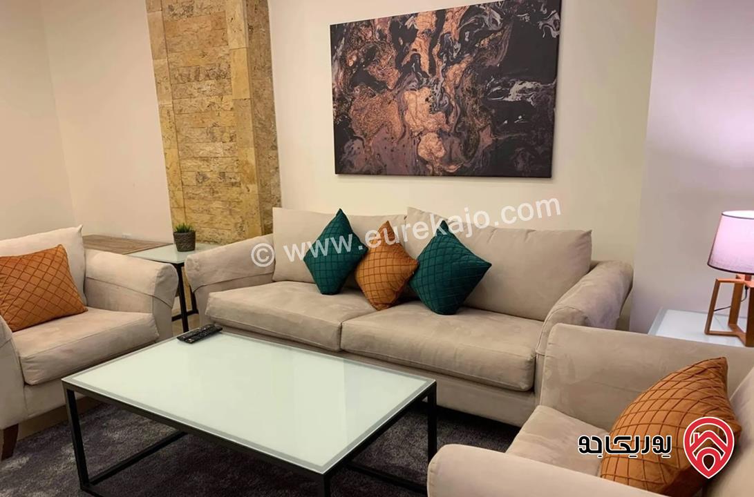 شقة أرضية مساحة 300م للايجار مفروشة في عمان - ام اذينة