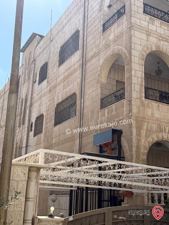 شقة مساحة 216م طابق ثاني للبيع في الزرقاء - الزرقاء الجديدة 
