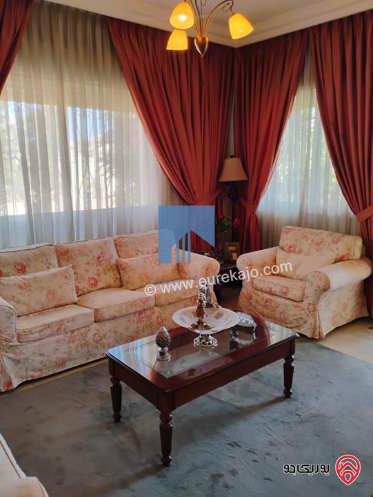 شقة فاخرة للبيع في عمان - الجندويل طابق اول 200م تشطيب سوبر ديلوكس بسعر مغري