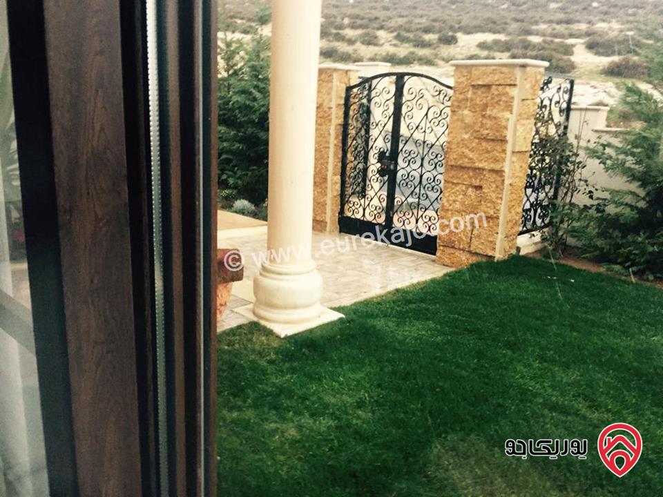 فيلا غير مفروشة للبيع في عمان - طريق المطار مساحة 420م على أرض 864م