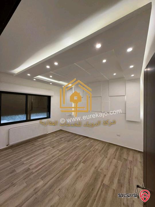 شقة فاخرة طابق اول مساحة 200م للإيجار في عمان - طريق المطار 