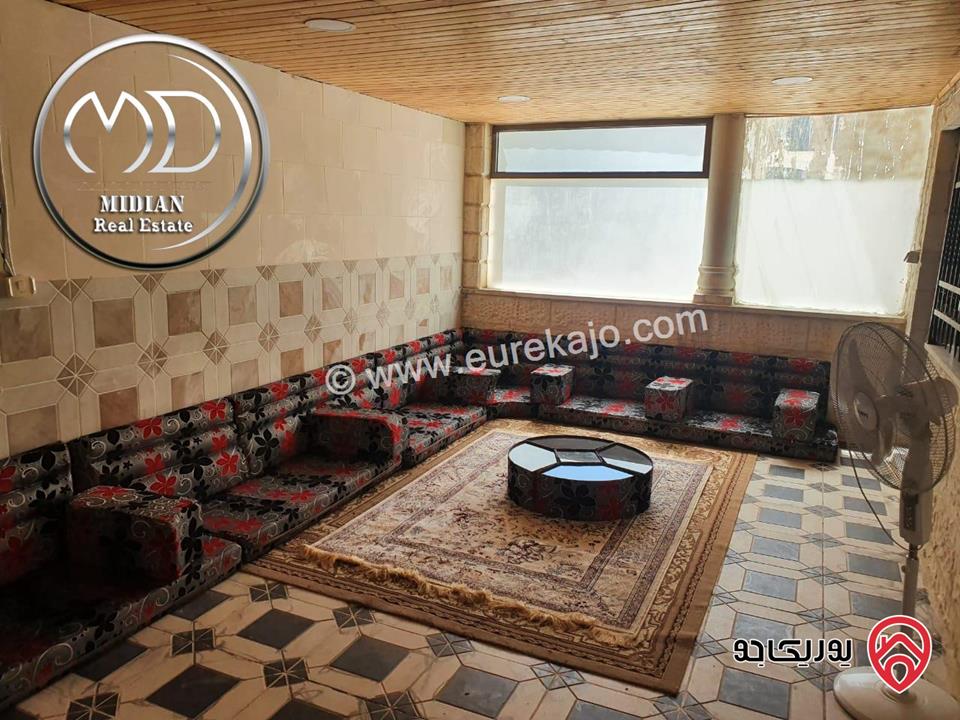 شقة دوبلكس ارضية مفروشة للايجار في عمان - الشميساني مساحة 350م 5 نوم مع ترس و حديقة 150م سوبر ديلوكس