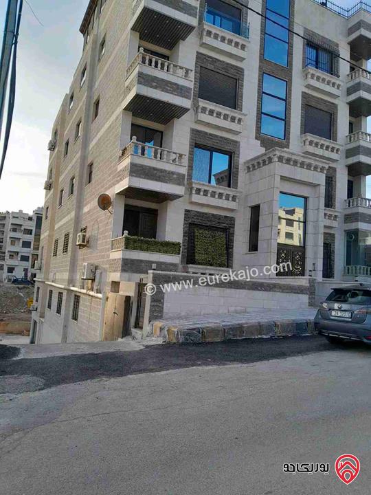 شقة للبيع من المالك مباشرة طابق ارضي (ارضي وليس تسوية) مساحة 111م في عمان - المدينة الرياضية