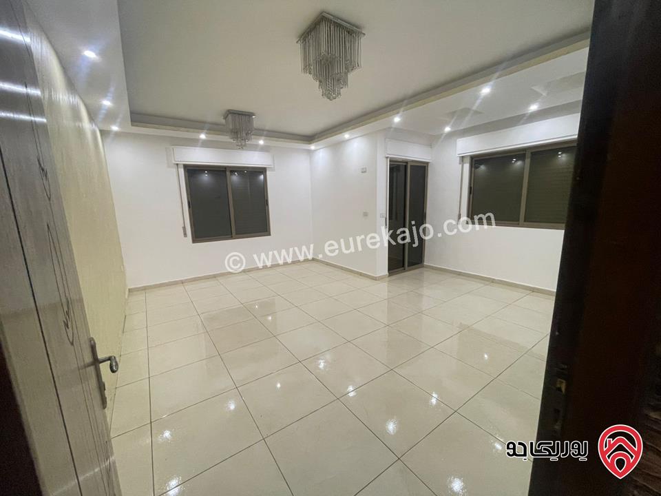 شقة فاخرة 168م طابق أول للبيع في عمان - البنيات وطريق المطار 