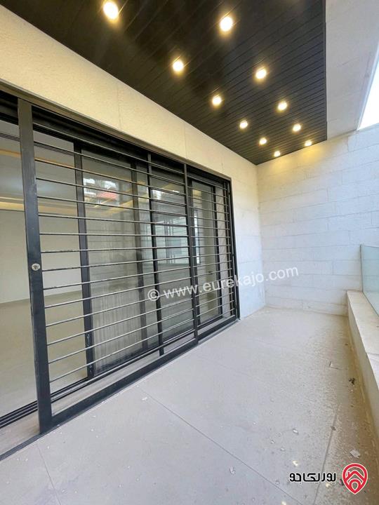 شقة شبه ارضية مساحة 230م للإيجار سوبر ديلوكس في عمان - حي الصحابة 