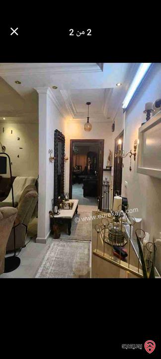 شقة طابق أول مساحة 220م للبيع في اربد - الراهبات 