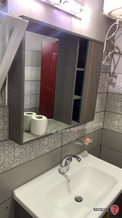 شقة مميزة مفروشة  مساحة 180م داخلي و 90م خارجي للإيجار من المالك مباشرة في عمان - جبل عمان