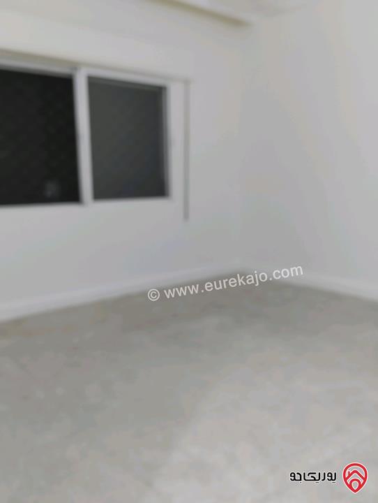 شقة طابق ثاني مساحة 135م للبيع في عمان - ضاحية الاستقلال