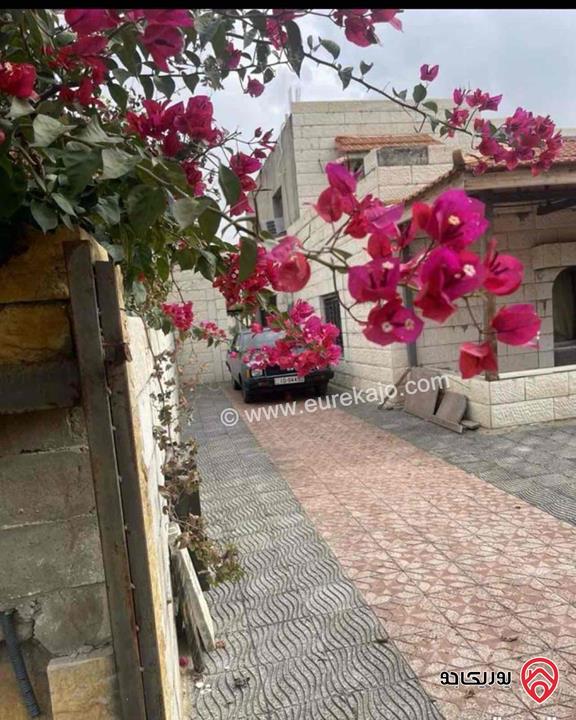 منزل مستقل مساحة 300م على أرض 500م للبيع في عمان - مرج الحمام