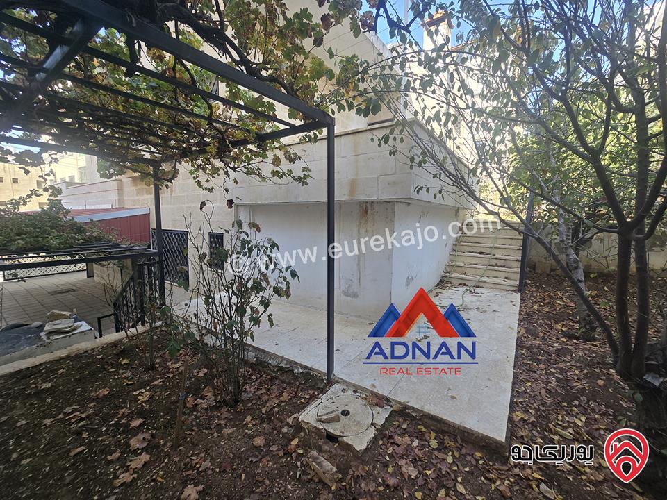 فيلا مستقلة مساحة 500م على أرض 803م للبيع في عمان - تلاع العلي شارع المدينة المنورة