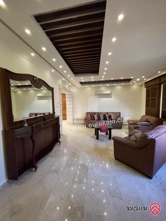 شقة مفروشة طابق ارضي مساحة 325م للايجار في عمان - ضاحية الرشيد