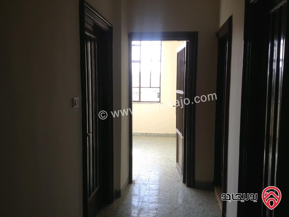 شقة طابق ثاني مساحة 80م للايجار في عمان - جبل اللويبدة 