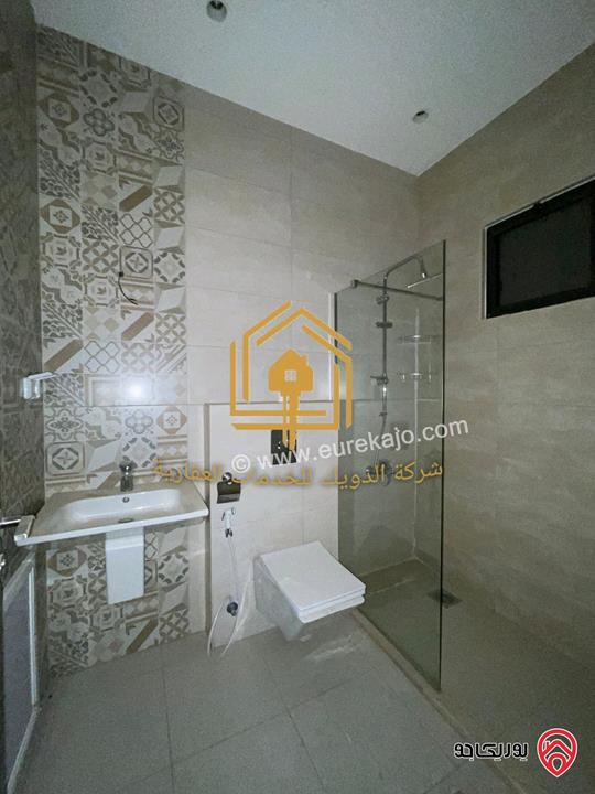 شقة فارغة طابق شبه ارضي مساحة 180 للإيجار في عمان - دير غبار 