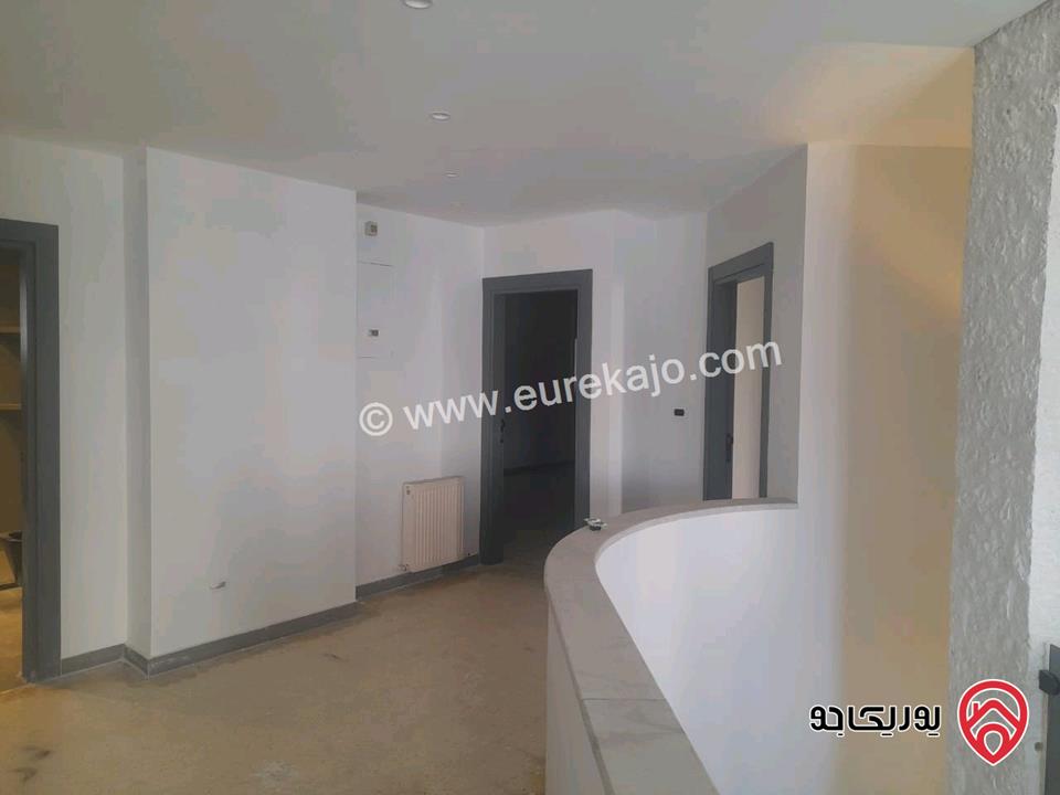 فيلا مساحة 600م على أرض 490م للبيع في عمان - شارع مكة