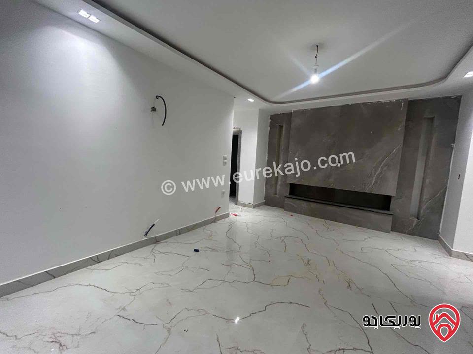 شقة مساحة 215م طابق اول للايجار في عمان - الجبيهة مقابل قصر الاميرة بسمة 