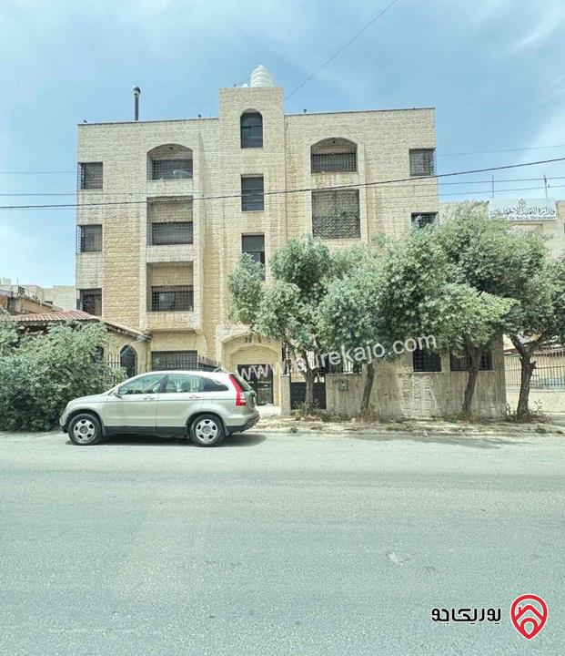 شقة طابق ارضي مساحة 180م للبيع في عمان - عرجان