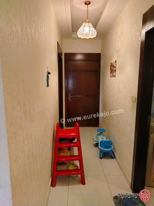 شقة ديلوكس سكن عائلي مساحة 120م طابق ثاني للبيع في عمان - مرج الحمام