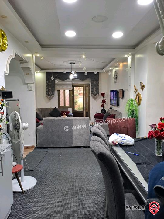 شقة طابق شبه ارضي مساحة 143م داخلي و 50م خارجي للبيع في عمان - أم نوارة