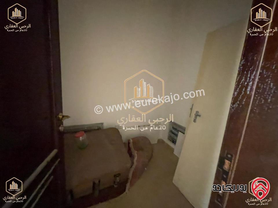 شقة فارغة مساحة 230م طابق أول للايجار في عمان - خلدا