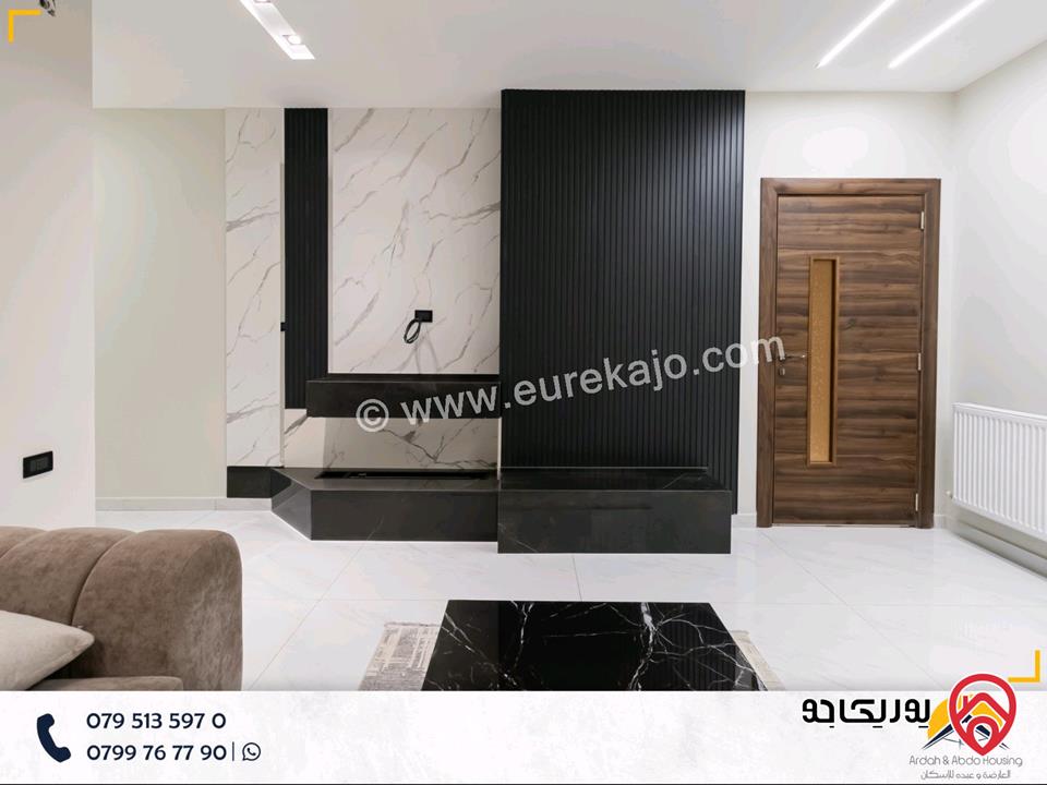 شقة شبه أرضي مساحة 177م مع ترس 50م للبيع في عمان - طريق المطار