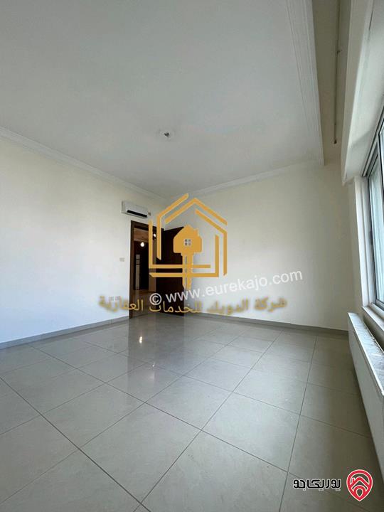 شقة فارغة مساحة 170م طابق ثاني للإيجار في عمان - خلدا 