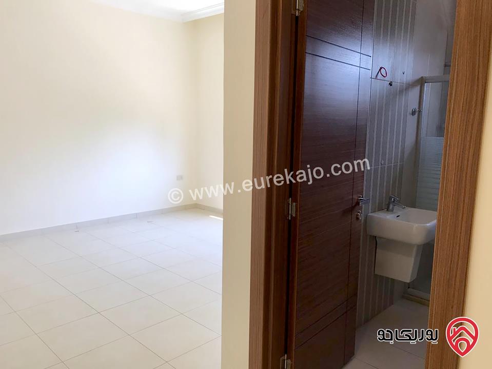 شقة مساحة 210 متر طابق اول فارغة للايجار في عمان - عبدون