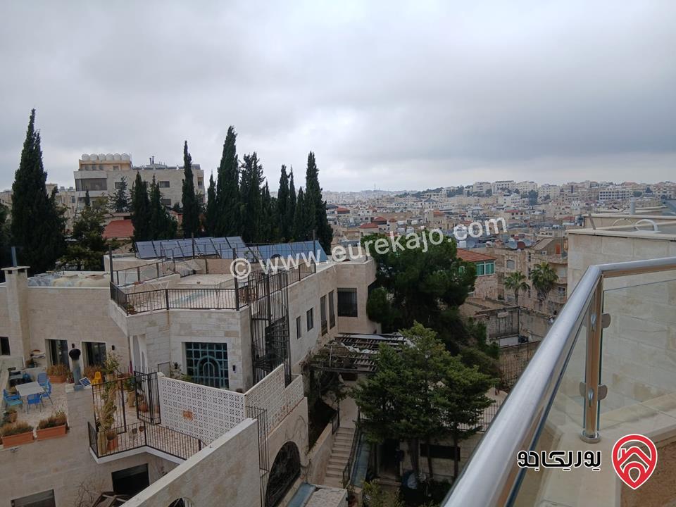 روف مساحة 50م وترس 100م للايجار في عمان - الرابية 