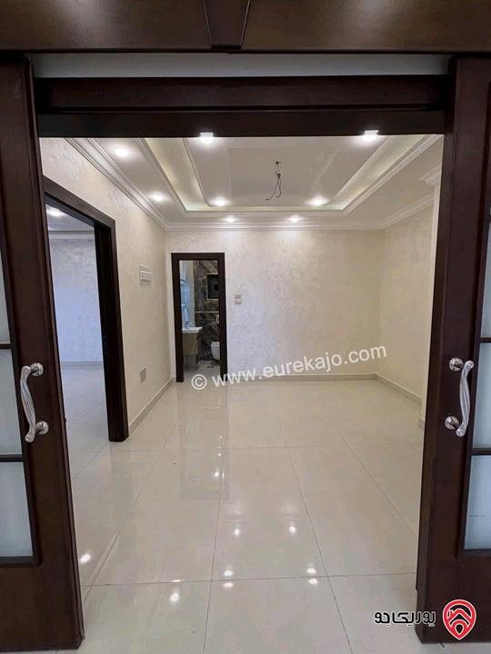 شقة طابق ثاني مساحة 176م للبيع في عمان - شفا بدران