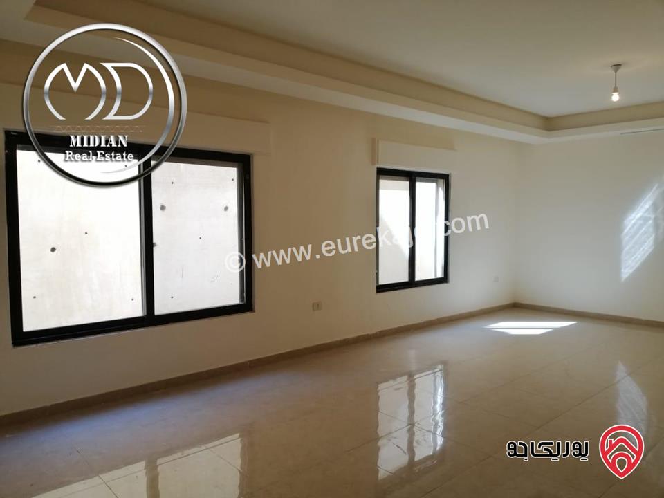 شقق فارغة للايجار في عمان - دابوق مساحات 200م تشطيبات سوبر ديلوكس اطلالة جميلة بسعر مميز 