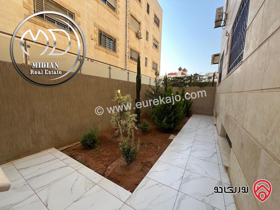 شقة ارضية جديدة للبيع في عمان - حي الصحابة مساحة 185م مع ترس و حديقة 150م تشطيبات ديكورات فاخرة و بسعر مميز