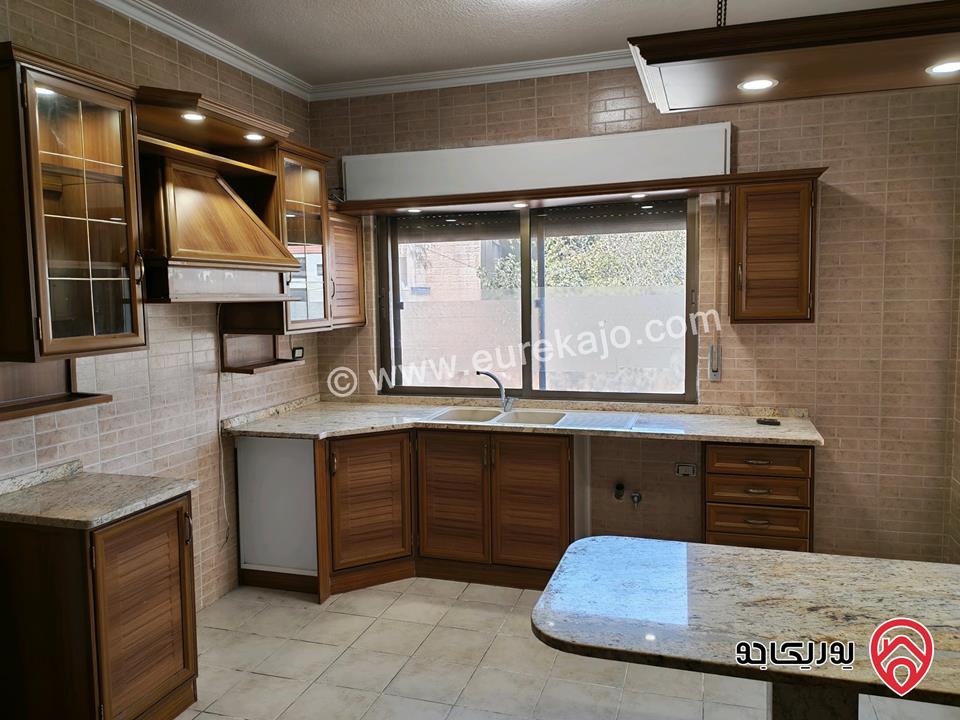 شقة مساحة 171م طابق أول للإيجار من المالك مباشرة بسعر مغري في عمان - الرابية