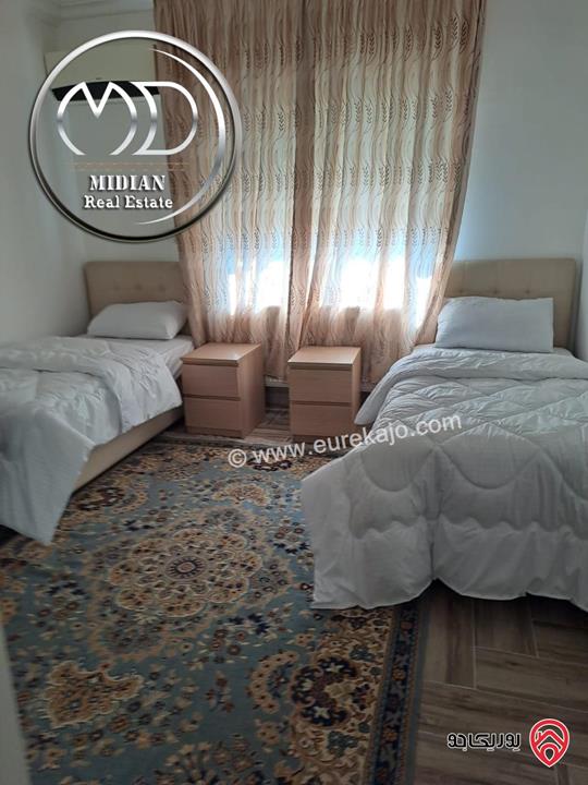 شقة مفروشة للايجار في عمان - الشميساني مساحة 180م طابق ثالث تشطيبات و فرش سوبر ديلوكس اطلالة جميلة