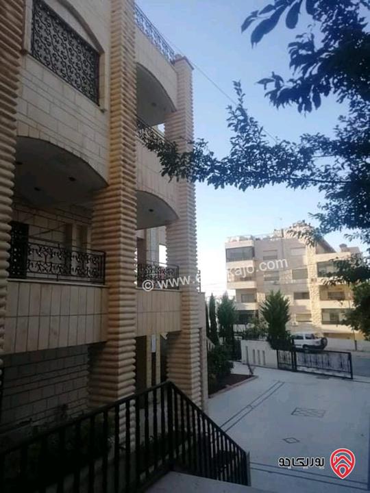 فيلا 4 طوابق على أرض 1 دونم و 465م للبيع في عمان - الرابية