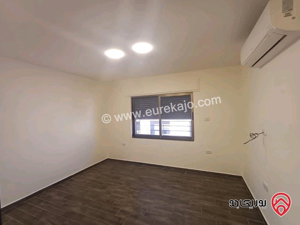 روف فارغ مساحة 130م للايجار في عمان - خلدا