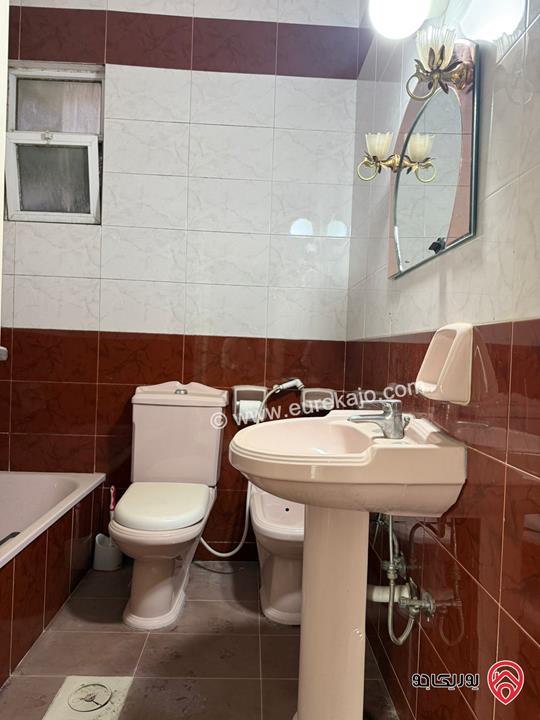 شقة فارغة مساحة 165م طابق ثاني للايجار في عمان - الرابية