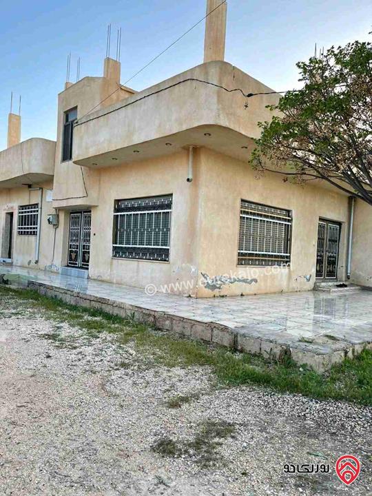 بيت مساحة 300م على أرض 1 دونم للبيع في المفرق - الزعتري