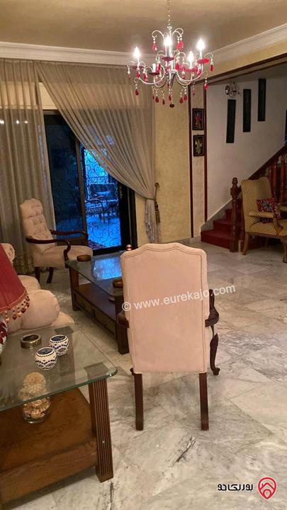 فيلا مساحة 850م على أرض 670م للبيع في عمان - الرابية 