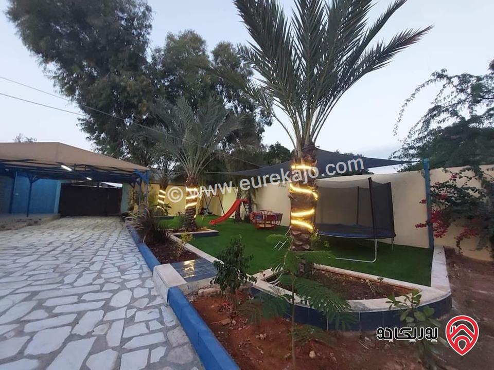 مزرعة مساحة الأرض 760م والبناء 550م للبيع في منطقة الشونة الجنوبية قريبة من الخدمات وموقع مميز