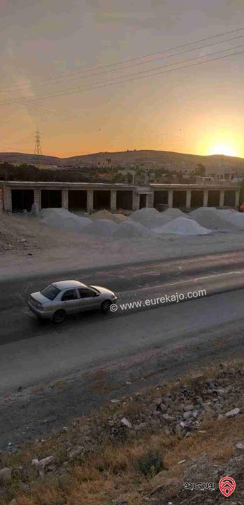 مزرعة مساحة 10 دونم للبيع في الزرقاء - صروت على طريق الزرقاء جرش 