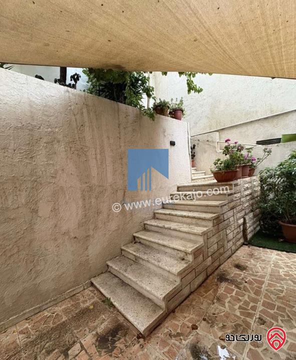 شقة أرضية مساحة 170م مع ترسات 120م للبيع في عمان - الرابية